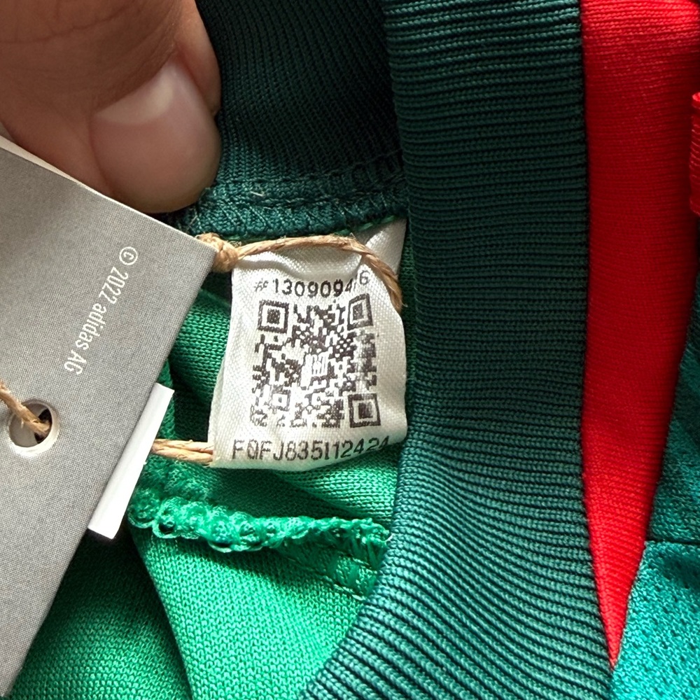 Adidas Mexico 2022 World Cup Home Jersey - A. Guardado 18 - M - Picture 12 of 13